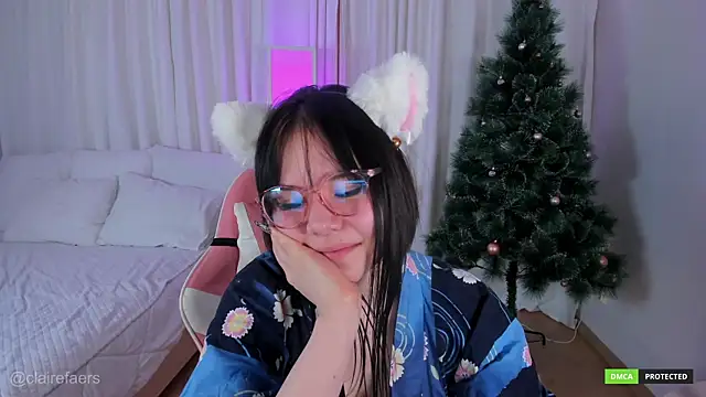 Snapshot of ClaireFaers_ chatting on 12.07.24 ClaireFaers online show from 12.07.24