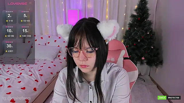 Snapshot of ClaireFaers_ chatting on 12.12.24 ClaireFaers online show from 12.12.24