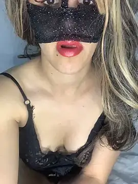 Snapshot of senoritaseno chatting on 01.18.25 senoritaseno online show from 01.18.25