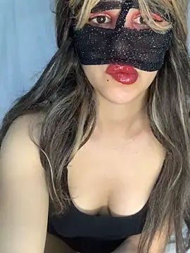 Snapshot of senoritaseno chatting on 02.17.25 senoritaseno online show from 02.17.25