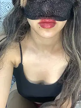 Snapshot of senoritaseno chatting on 02.24.25 senoritaseno online show from 02.24.25