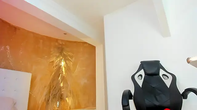 Snapshot of APRILL_FOXX chatting on 01.26.25 APRILL FOXX online show from 01.26.25