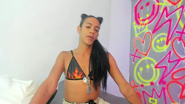 Snapshot of APRILL_FOXX chatting on 10.02.25 APRILL FOXX online show from 10.02.25