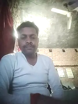 Snapshot of Sanjaysharmarbl chatting on 12.28.24 Sanjaysharmarbl online show from 12.28.24