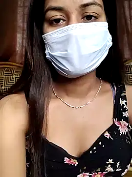 its sophiaa online show from 01.14.25