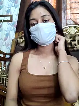 its sophiaa online show from 02.15.25