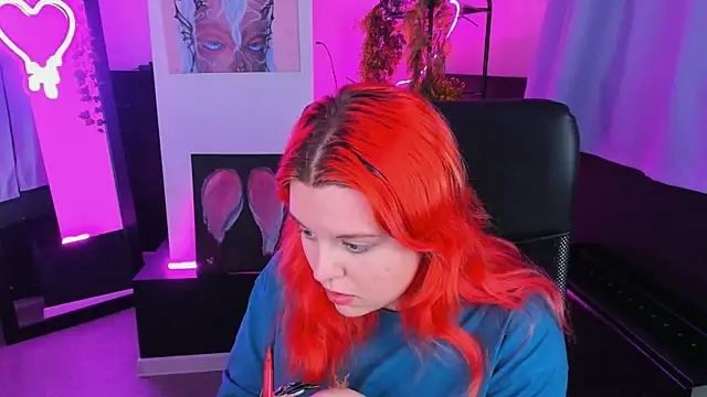 NielletaBlossom online show from 12.26.24