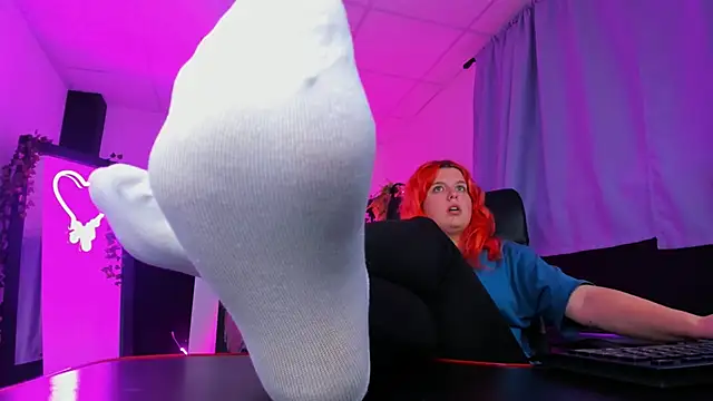 NielletaBlossom online show from 12.30.24