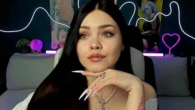 Snapshot of AkiraKatsu chatting on 02.05.25 AkiraKatsu online show from 02.05.25