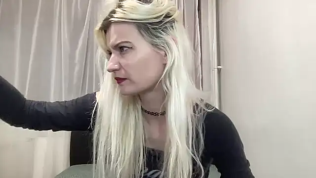 Onika Love online show from 06.01.26