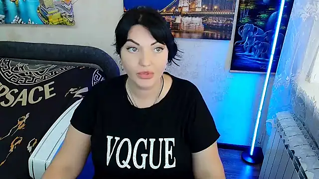 Snapshot of Lady_Boom_Wild_ chatting on 09.23.25 Lady Boom Wild online show from 09.23.25