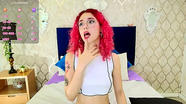 Snapshot of Ivy_Starr1 chatting on 02.01.25 Ivy Starr1 online show from 02.01.25