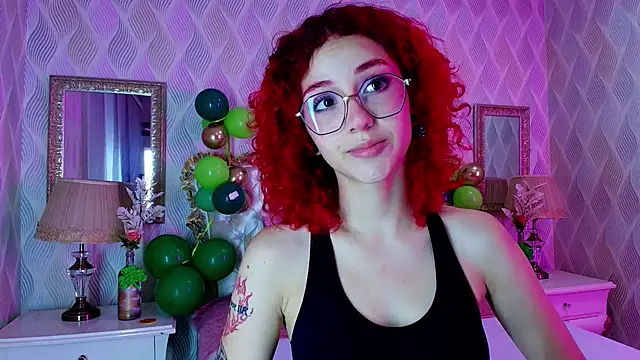 Snapshot of Ivy_Starr1 chatting on 03.15.25 Ivy Starr1 online show from 03.15.25