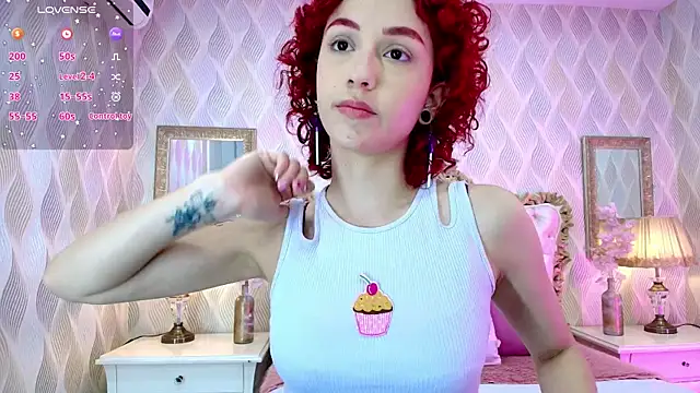 Snapshot of Ivy_Starr1 chatting on 09.22.25 Ivy Starr1 online show from 09.22.25