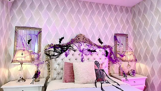 Snapshot of Ivy_Starr1 chatting on 10.25.25 Ivy Starr1 online show from 10.25.25