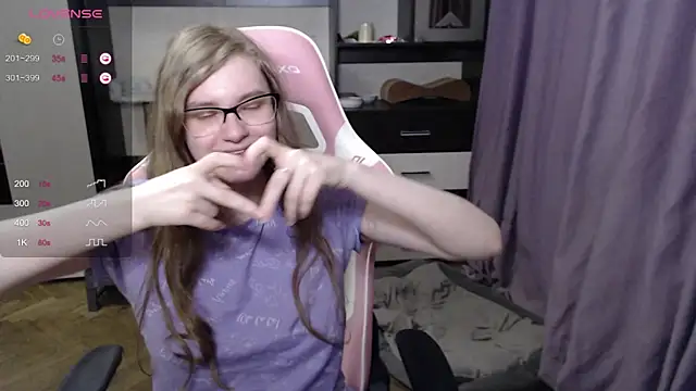 Snapshot of Tomato_Tease chatting on 02.25.25 Tomato Tease online show from 02.25.25