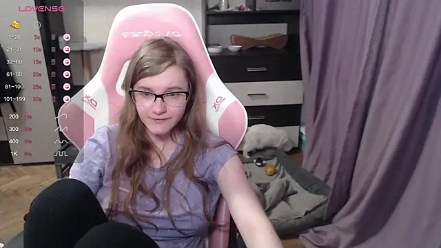 Snapshot of Tomato_Tease chatting on 03.12.25 Tomato Tease online show from 03.12.25