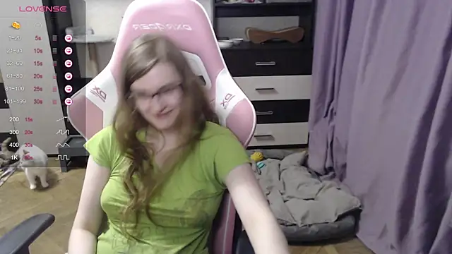 Snapshot of Tomato_Tease chatting on 03.20.25 Tomato Tease online show from 03.20.25