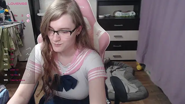 Snapshot of Tomato_Tease chatting on 09.19.25 Tomato Tease online show from 09.19.25