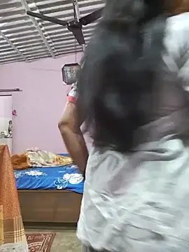 Snapshot of Kashish_SC chatting on 02.18.25 Kashish SC online show from 02.18.25