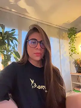 Snapshot of MariaIsabella8 chatting on 03.24.26 MariaIsabella8 online show from 03.24.26