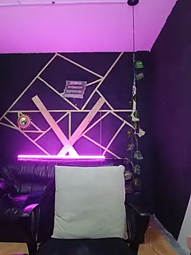 Gelena Black online show from 11.26.25