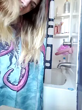 KSwonderland6 online show from 02.21.25