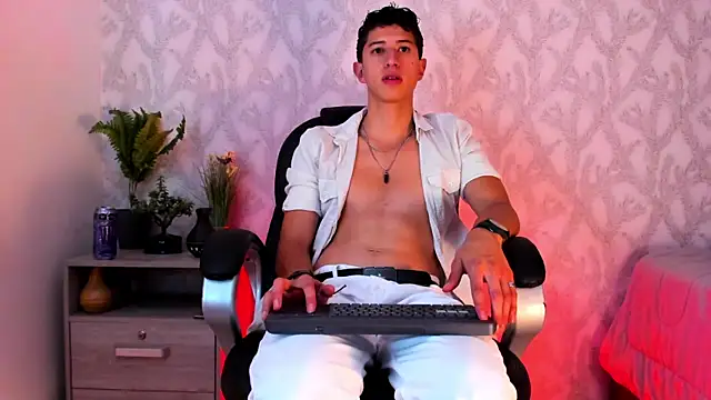 Snapshot of Dorianmistery2322_ chatting on 12.14.24 Dorianmistery2322 online show from 12.14.24