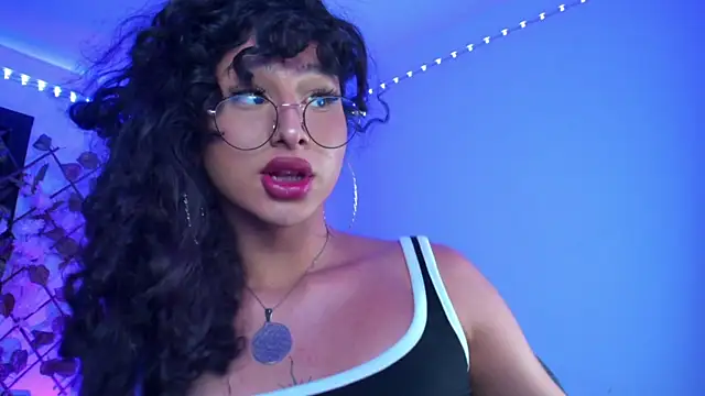 Snapshot of Heka_Prudence chatting on 12.13.24 Heka Prudence online show from 12.13.24