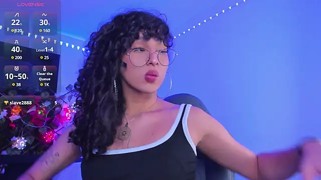 Snapshot of Heka_Prudence chatting on 12.23.24 Heka Prudence online show from 12.23.24