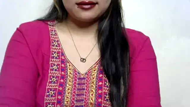 Snapshot of Come-on-over chatting on 01.26.25 Come-on-over online show from 01.26.25