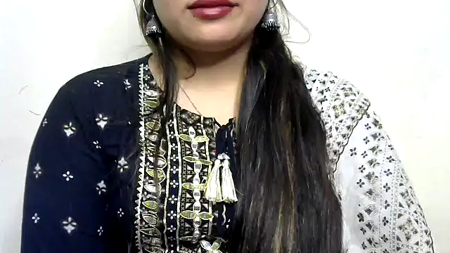 Snapshot of Come-on-over chatting on 02.03.25 Come-on-over online show from 02.03.25