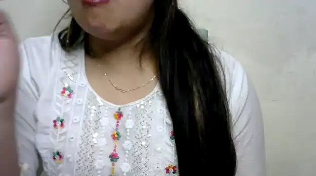 Snapshot of Come-on-over chatting on 02.04.25 Come-on-over online show from 02.04.25