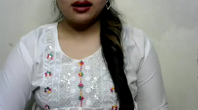 Snapshot of Come-on-over chatting on 02.07.25 Come-on-over online show from 02.07.25