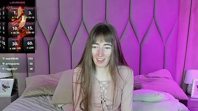 MillicentFarrell online show from 02.01.25