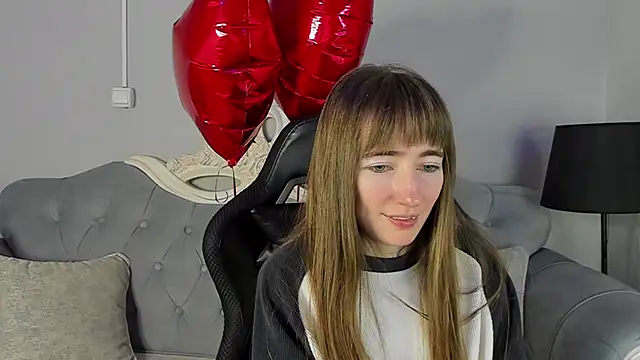 MillicentFarrell online show from 02.06.25