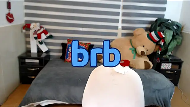 Snapshot of Ana_Maria_1606 chatting on 12.13.24 Ana Maria 1606 online show from 12.13.24