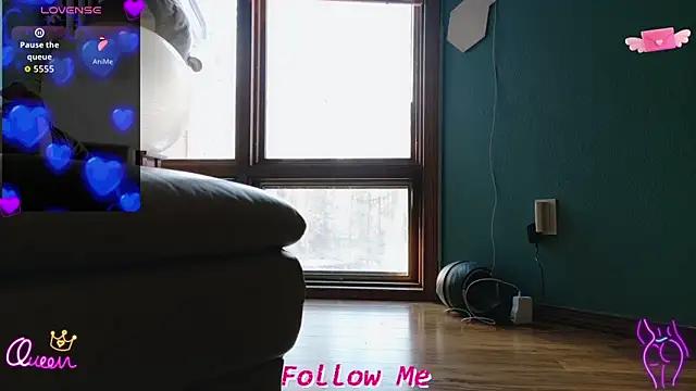 Snapshot of QueenYsuRey chatting on 03.03.26 QueenYsuRey online show from 03.03.26