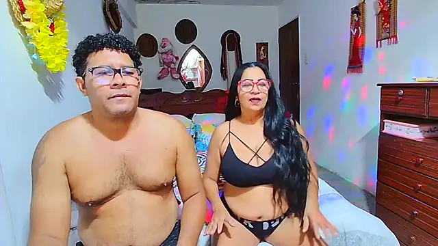 Snapshot of rosi_pamela chatting on 03.08.26 rosi pamela online show from 03.08.26