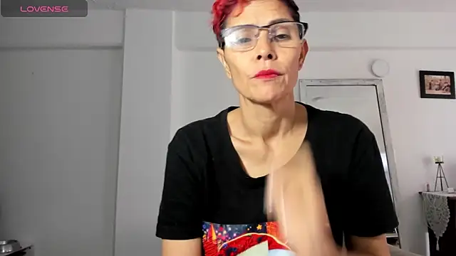 MireyaTorresGu online show from 02.13.25