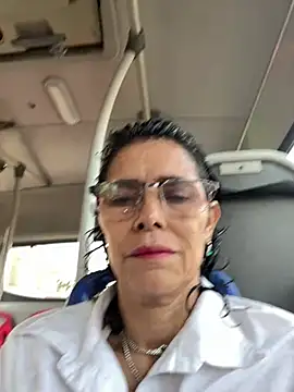 MireyaTorresGu online show from 05.31.26