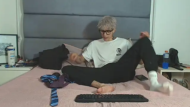 Snapshot of Zacktk7 chatting on 03.03.25 Zacktk7 online show from 03.03.25