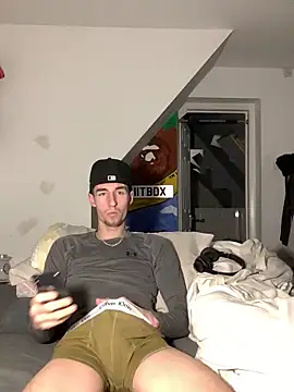 Snapshot of MikesWood21 chatting on 01.16.25 MikesWood21 online show from 01.16.25