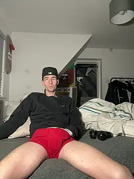 Snapshot of MikesWood21 chatting on 01.27.25 MikesWood21 online show from 01.27.25