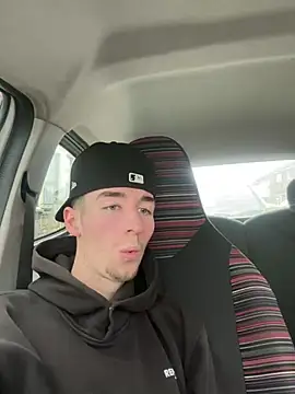 Snapshot of MikesWood21 chatting on 01.31.25 MikesWood21 online show from 01.31.25