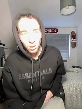 Snapshot of MikesWood21 chatting on 02.24.25 MikesWood21 online show from 02.24.25