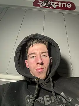 Snapshot of MikesWood21 chatting on 03.06.25 MikesWood21 online show from 03.06.25