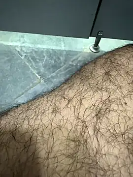 Snapshot of studdboyy chatting on 11.18.25 studdboyy online show from 11.18.25