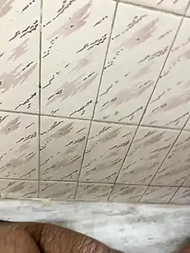 Snapshot of studdboyy chatting on 12.16.25 studdboyy online show from 12.16.25