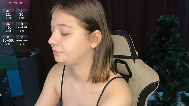 Snapshot of Leela_sun chatting on 12.23.24 Leela sun online show from 12.23.24